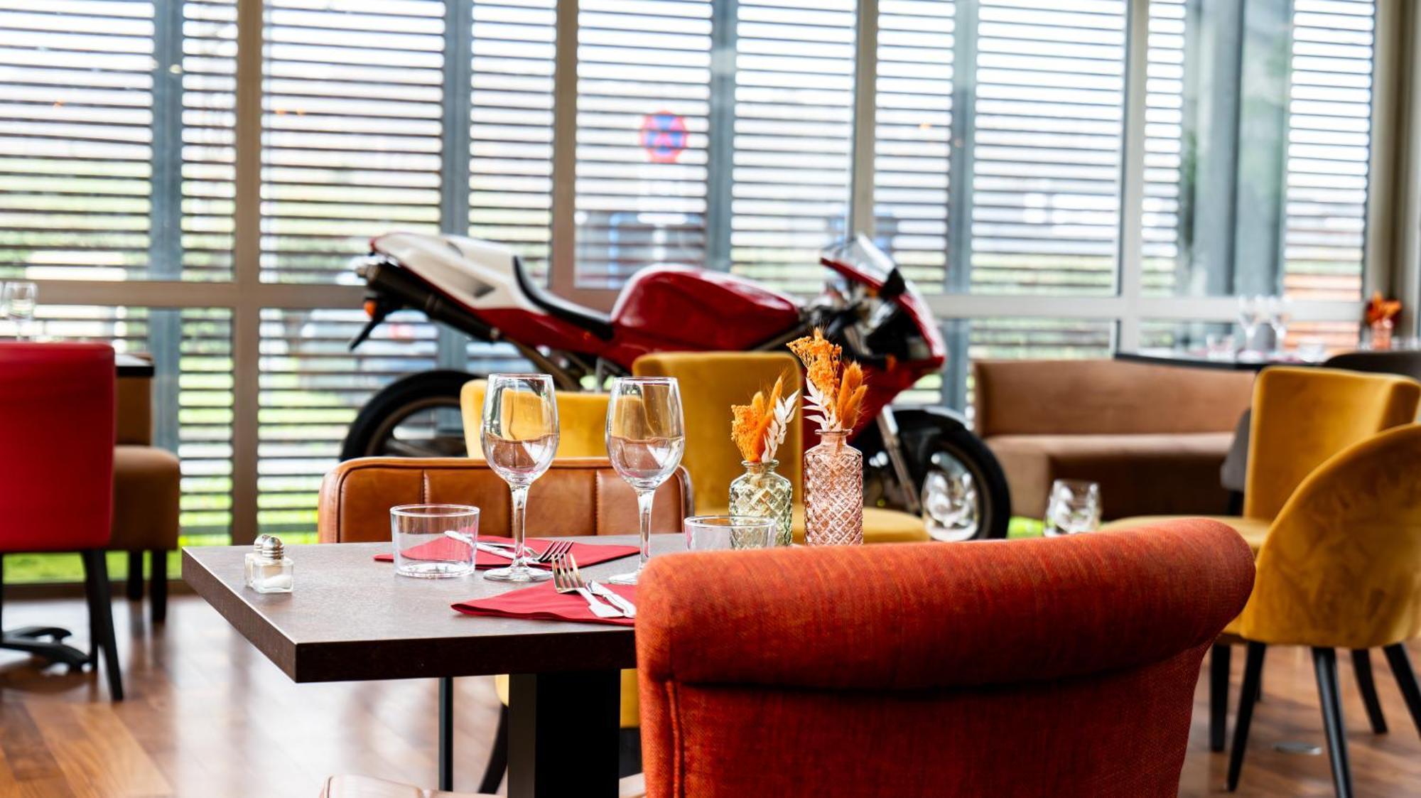 Hotel Les Genets بايون المظهر الخارجي الصورة